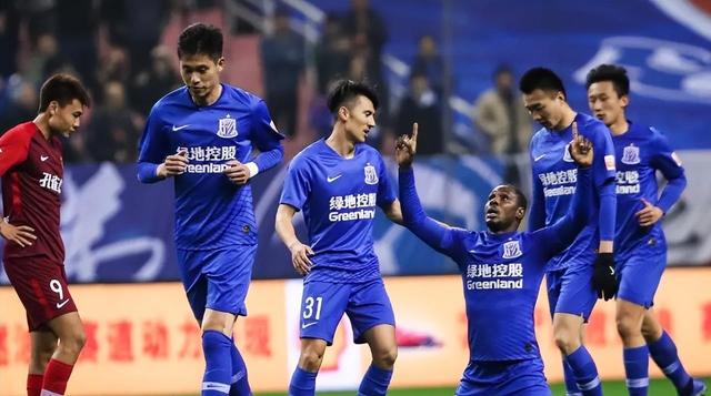 雷火电竞亚洲先驱-联赛中领头羊球队遭遇一场惨败