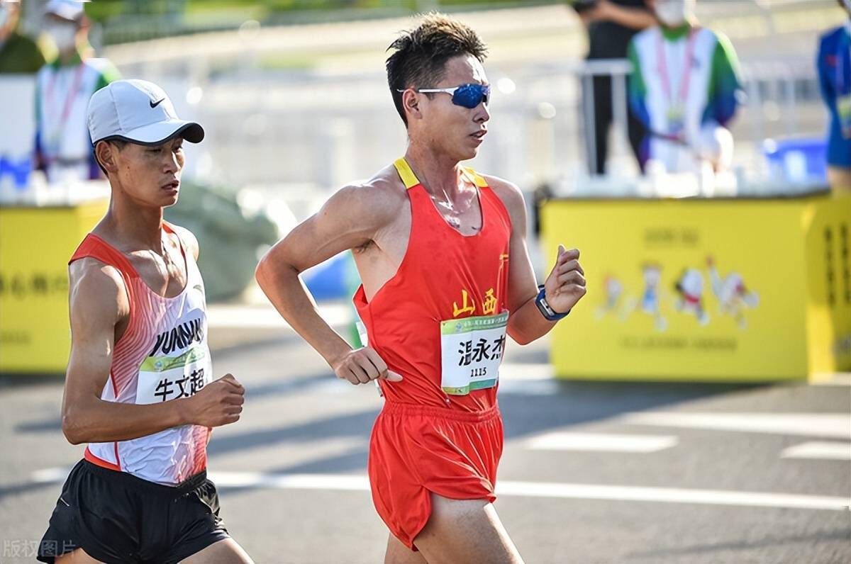 优秀运动员展现实力，夺魁竞技
