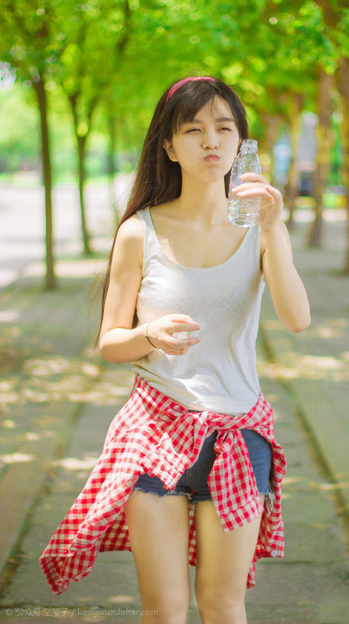 当团队篮球遇见孤星闪耀,从虚拟东决看掘金完胜雄鹿的启示