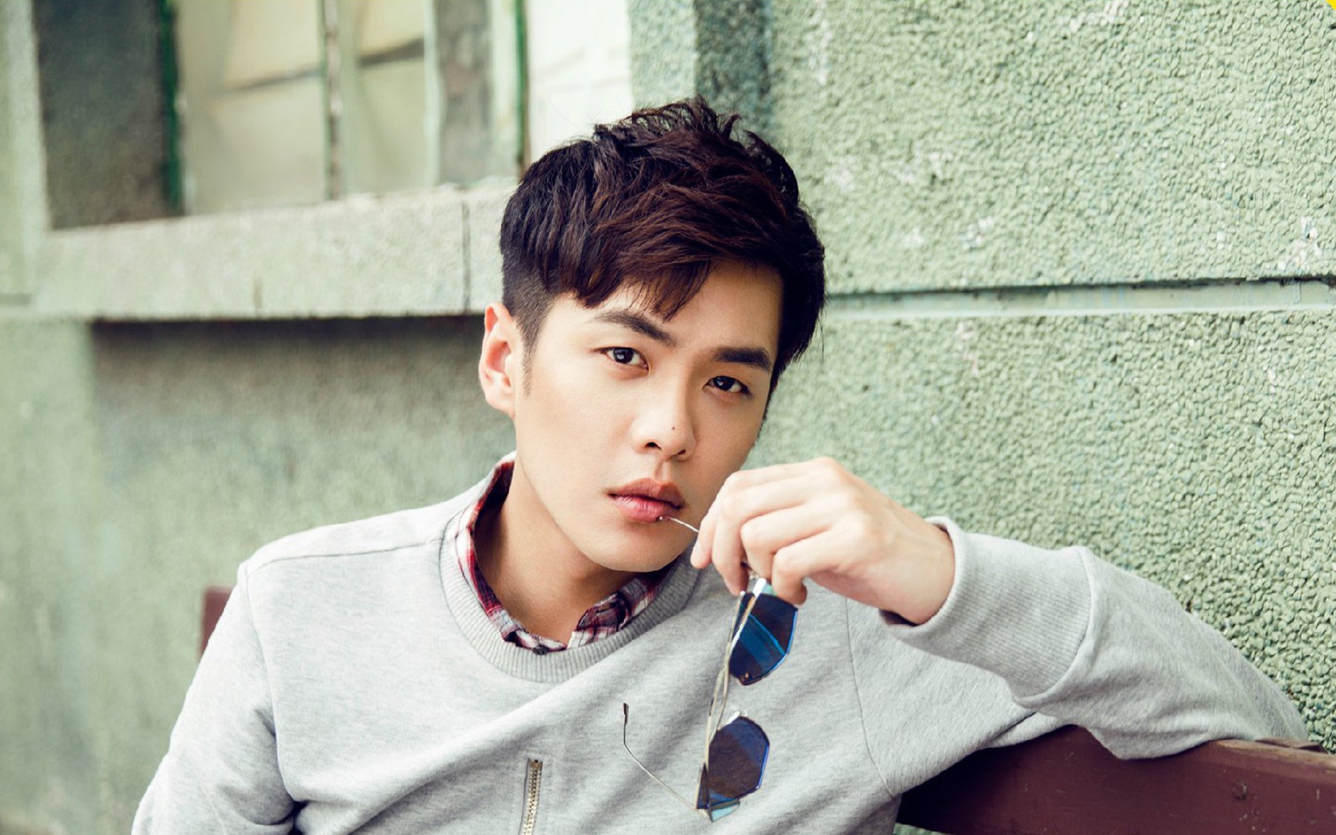 雷火电竞充值-关键先生锡安！雄鹿决胜局力克森林狼，晋级之路现奇迹